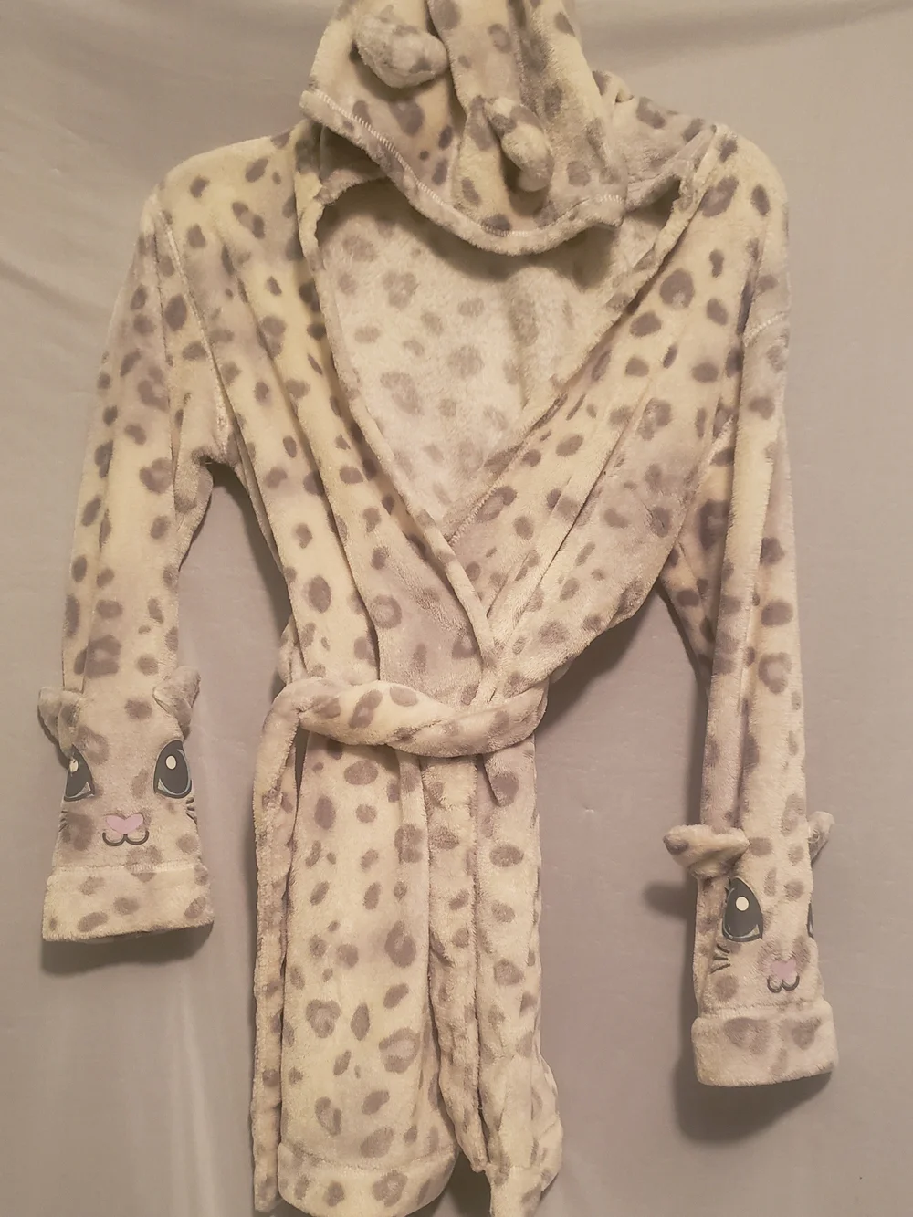 Girls Plush Soft Leopard Hooded Robe with Animal Ears